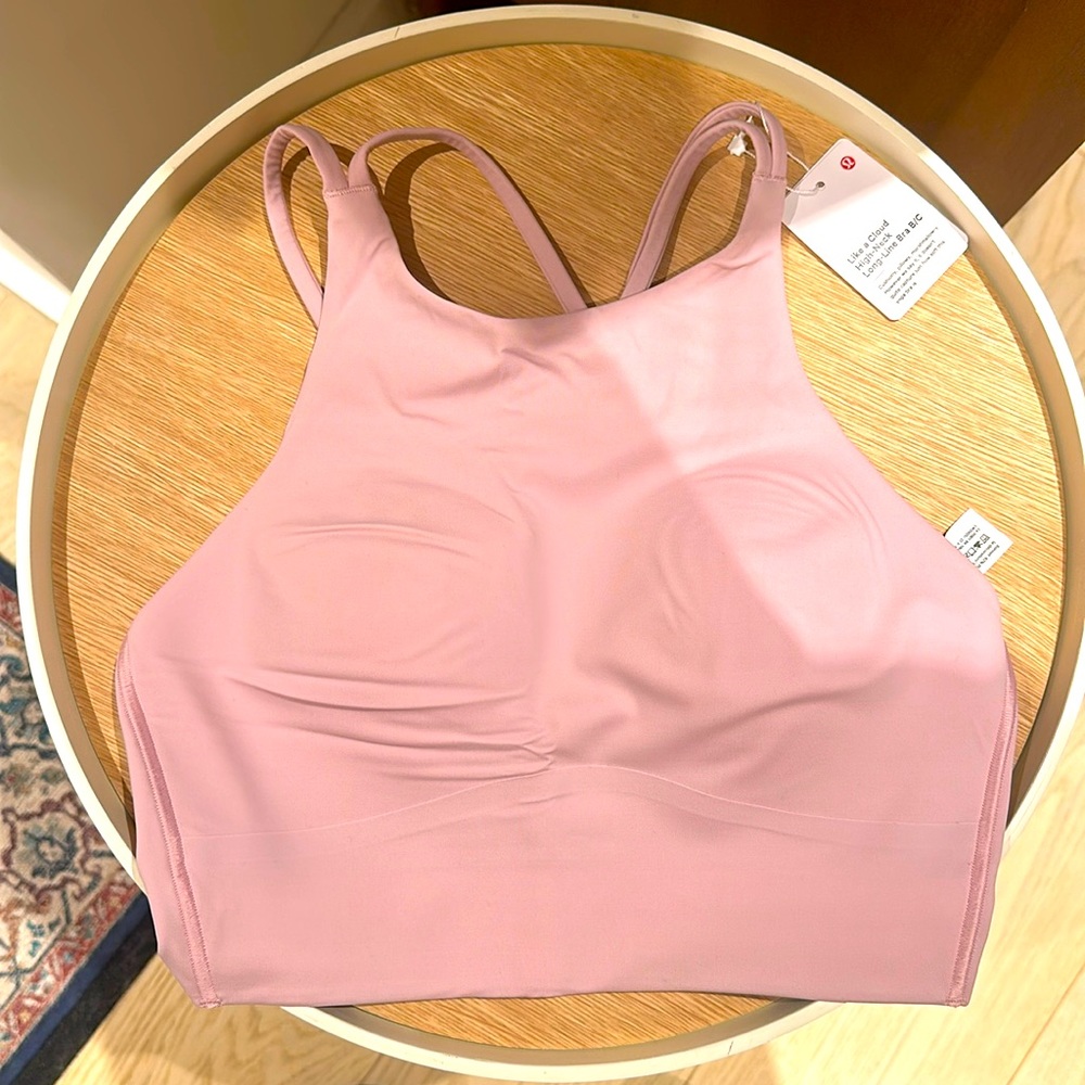 Like a Cloud High-Neck Longline Bra
Light Support, B/C Cup
